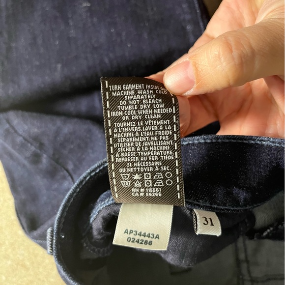 - 7 For All Mankind size 31 mid rise boot cut jeans dark denim - Picture 6 of 7